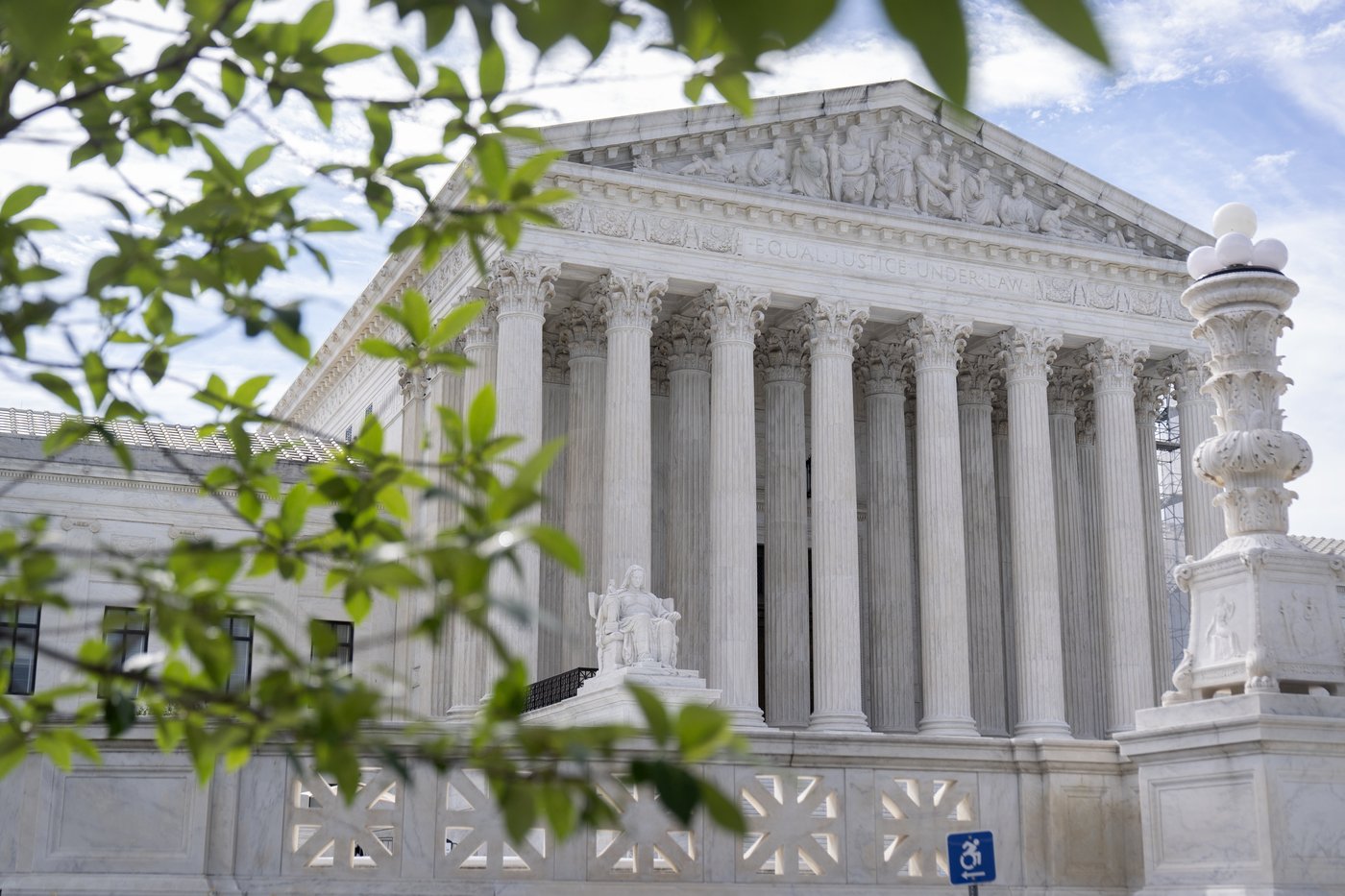 Supreme Court tosses out decision letting 18-year-olds carry guns during emergencies in Pennsylvania | iNFOnews.ca Supreme Court tosses out decision letting 18-year-olds carry guns during emergencies in Pennsylvania | iNFOnews.ca