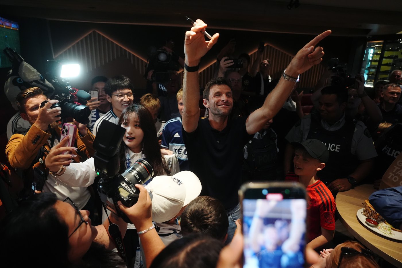 Newly minted Whitecaps star Thomas Muller arrives in Vancouver | iNFOnews.ca Newly minted Whitecaps star Thomas Muller arrives in Vancouver | iNFOnews.ca