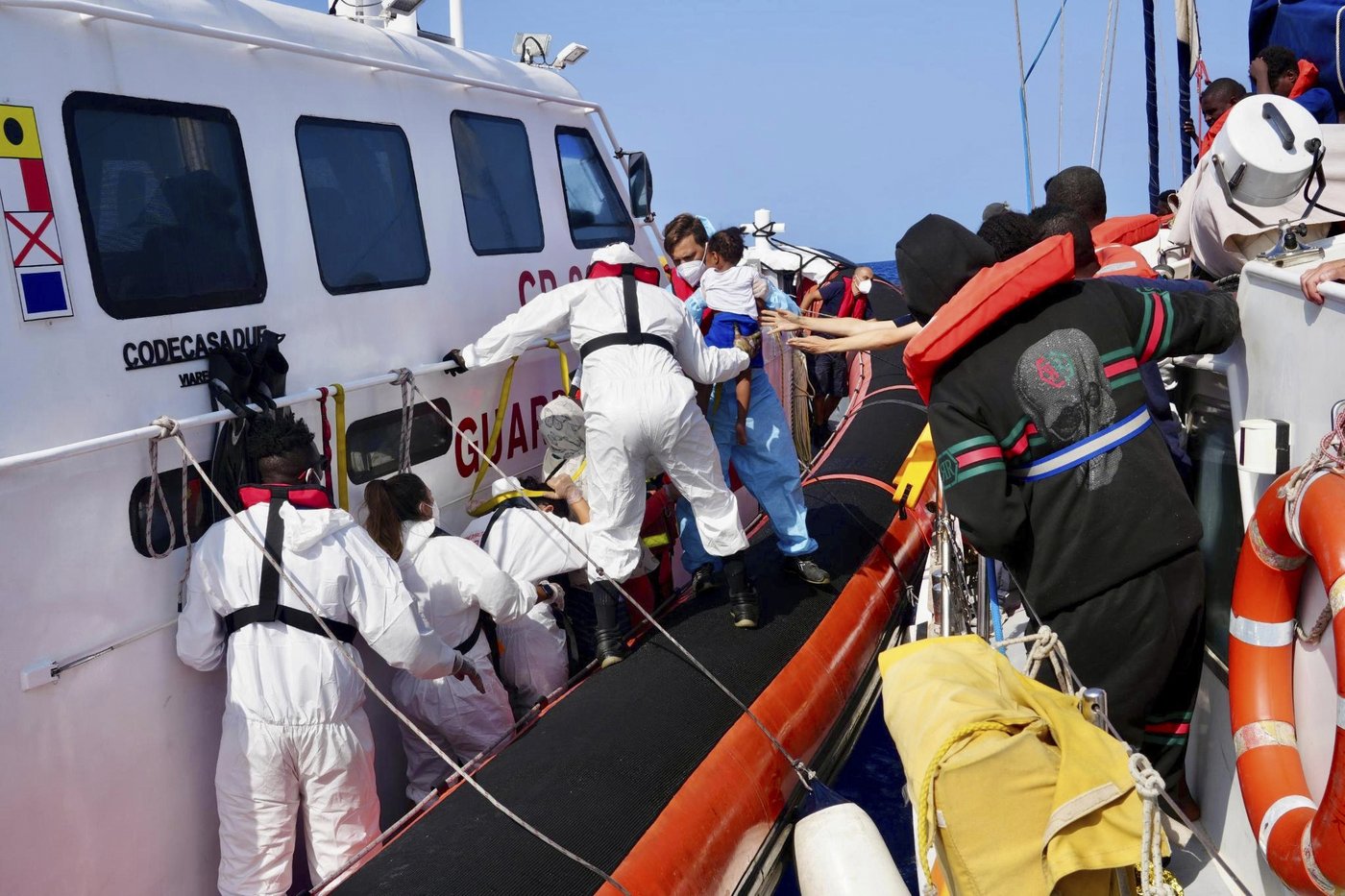 Mediterranean rescues find 3 Sudanese sisters dead on an overcrowded migrant boat | iNFOnews.ca Mediterranean rescues find 3 Sudanese sisters dead on an overcrowded migrant boat | iNFOnews.ca