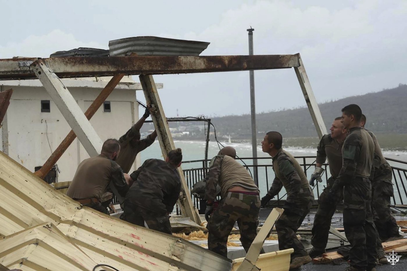France rushes help to Mayotte, where hundreds or even thousands died in Cyclone Chido | iNFOnews.ca