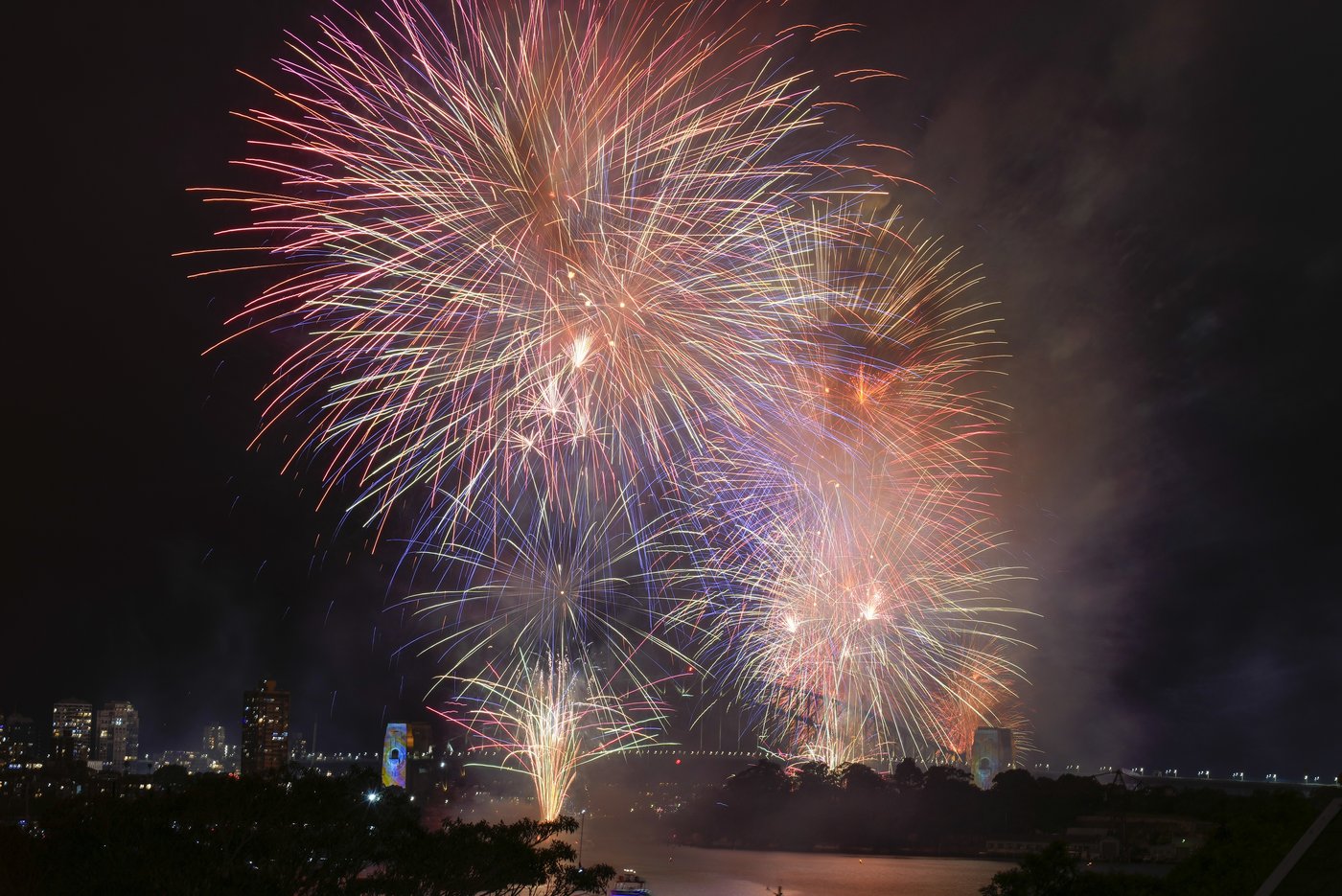 Cities across the globe prepare to welcome the New Year in celebrations tinged with local traditions | iNFOnews.ca Cities across the globe prepare to welcome the New Year in celebrations tinged with local traditions | iNFOnews.ca