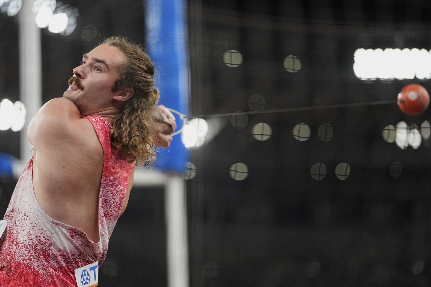 Katzberg sets new competition record, defends men's hammer throw world title in Tokyo | iNFOnews.ca