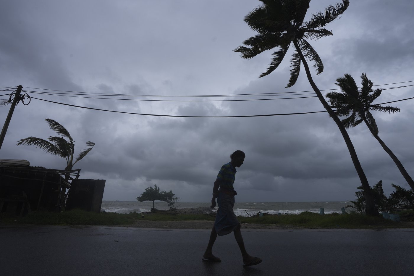 Children among the dead and missing as heavy rains trigger floods in Sri Lanka | iNFOnews.ca
