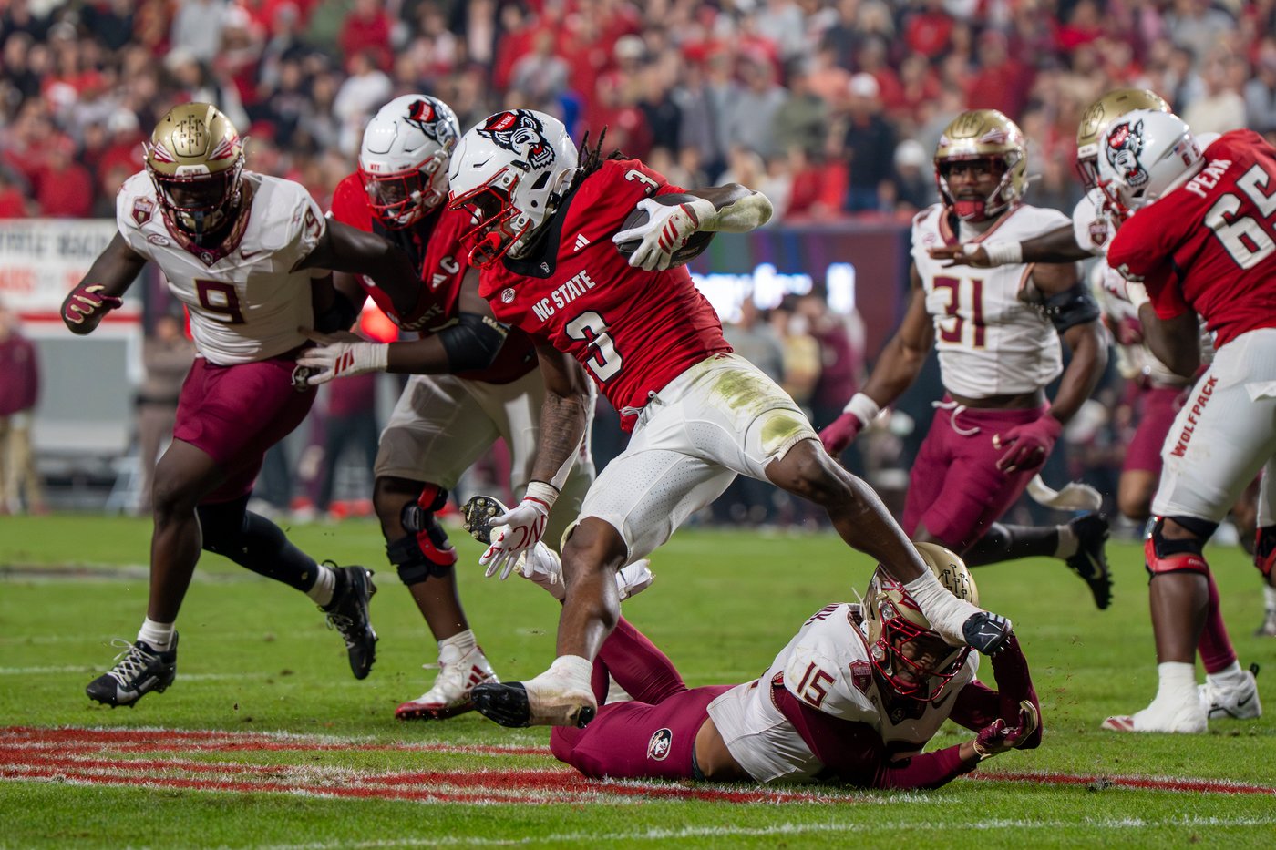 NC State tops Florida State 21-11 behind Joly's TD, 2 late special-teams turnovers by Seminoles | iNFOnews.ca NC State tops Florida State 21-11 behind Joly's TD, 2 late special-teams turnovers by Seminoles | iNFOnews.ca
