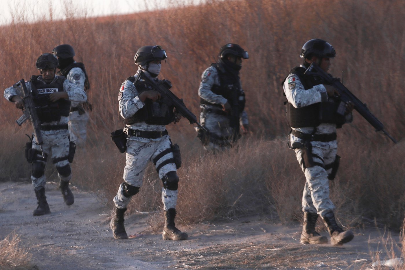 Mexico deploys the first of 10,000 National Guard troops to US border after Trump's tariff threat | iNFOnews.ca