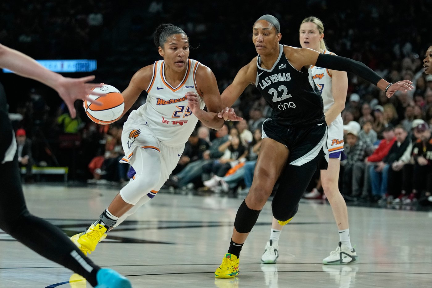 A'ja Wilson and Dana Evans lead Las Vegas Aces past Phoenix Mercury 89-86 in WNBA Finals opener | iNFOnews.ca