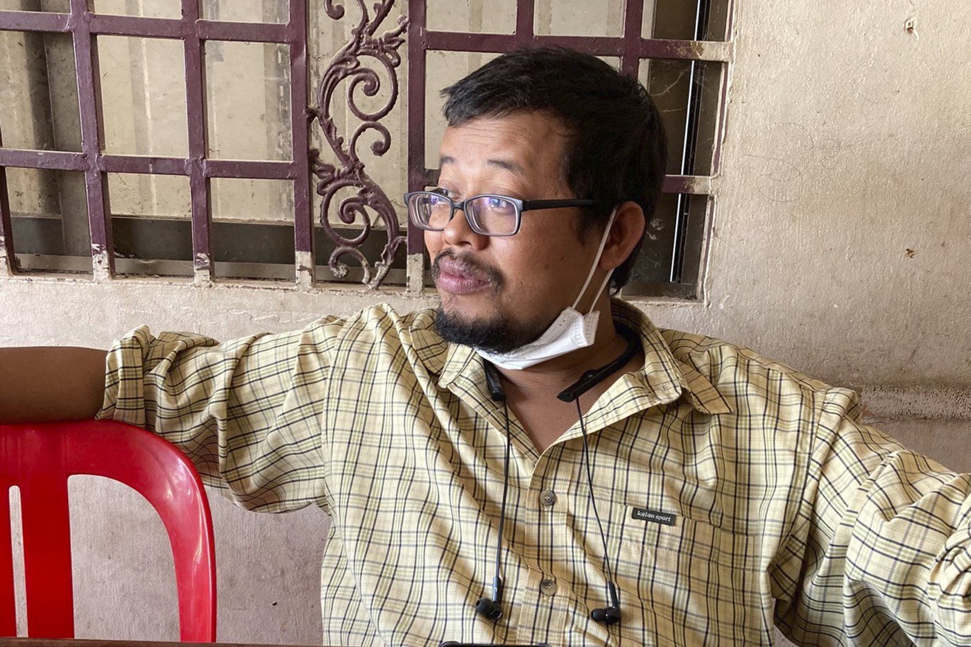 A Cambodian reporter who exposed scams charged over online posts | iNFOnews.ca