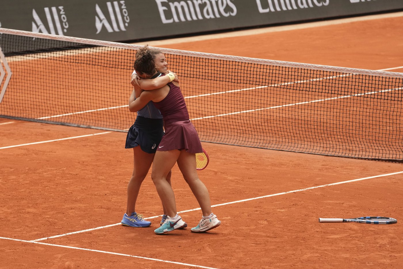 Italian duo Errani and Paolini win French Open women's doubles final | iNFOnews.ca Italian duo Errani and Paolini win French Open women's doubles final | iNFOnews.ca