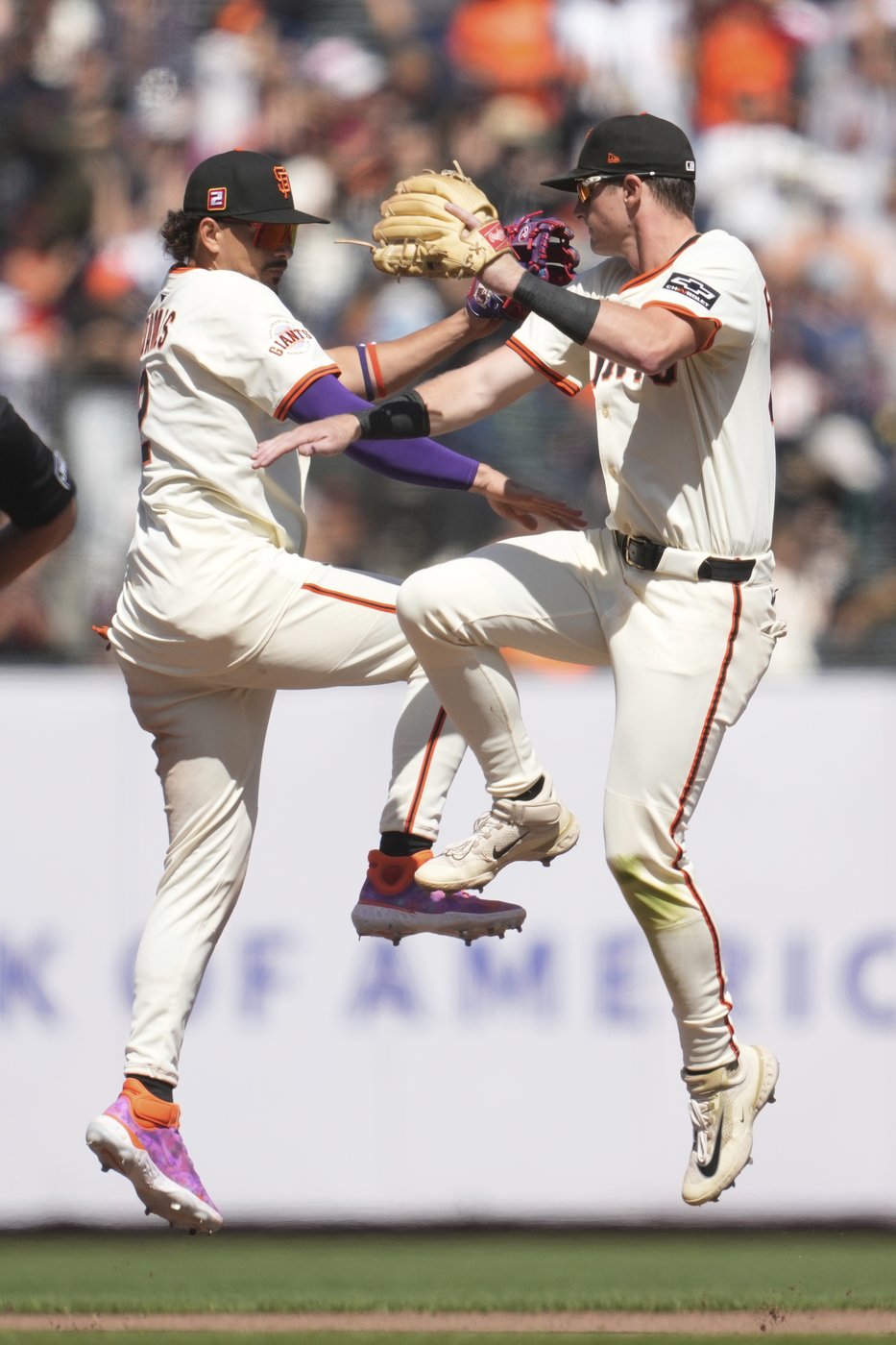 Smith's 3-run single, Gilbert and Fitzgerald HRs help the Giants beat the Rays 7-1 | iNFOnews.ca