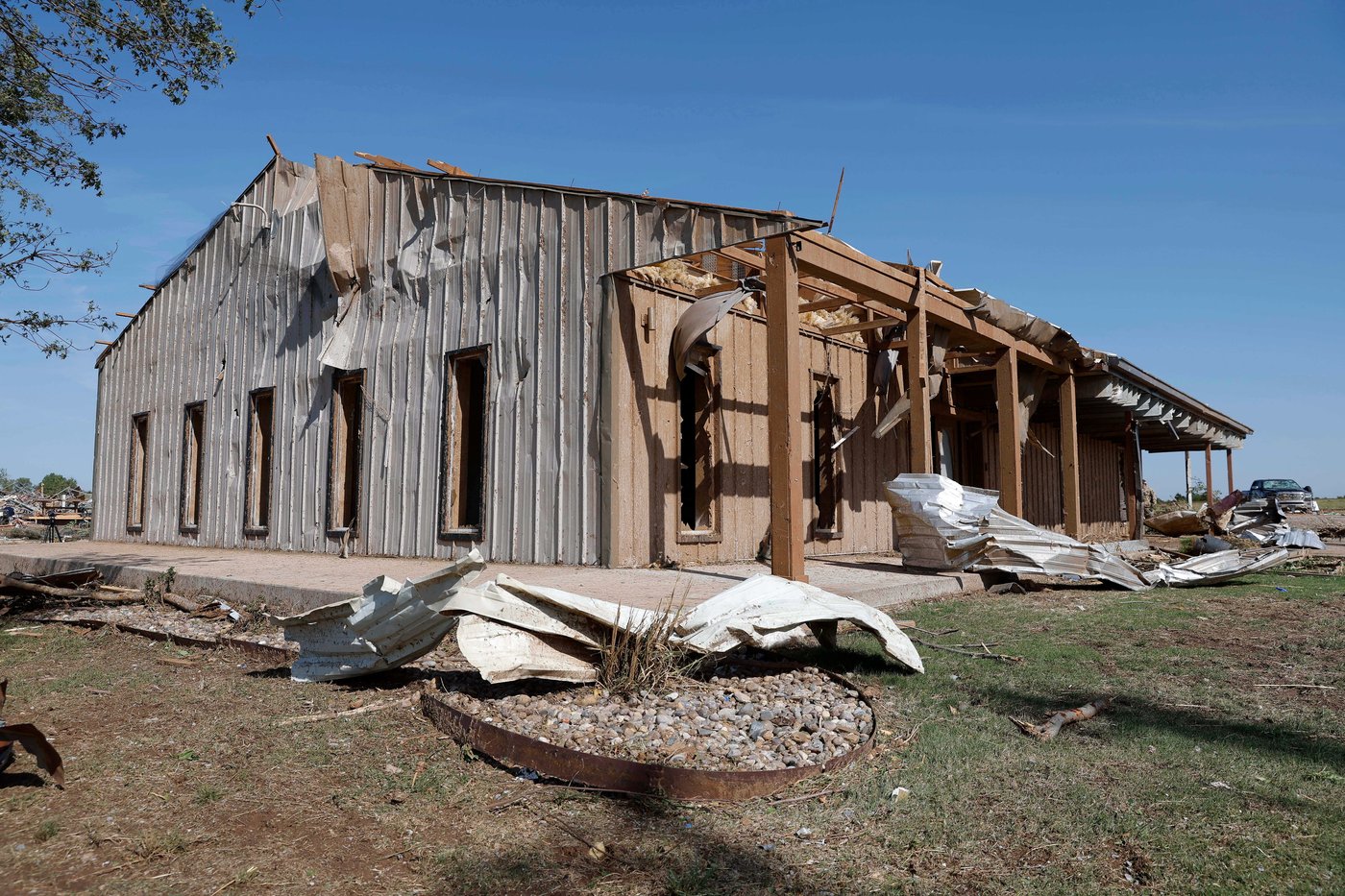 Photos show tornado damage that ripped through Oklahoma | iNwheels