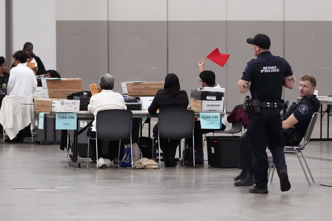 Detroit strengthens security at sites where ballots are counted | iNFOnews.ca Detroit strengthens security at sites where ballots are counted | iNFOnews.ca