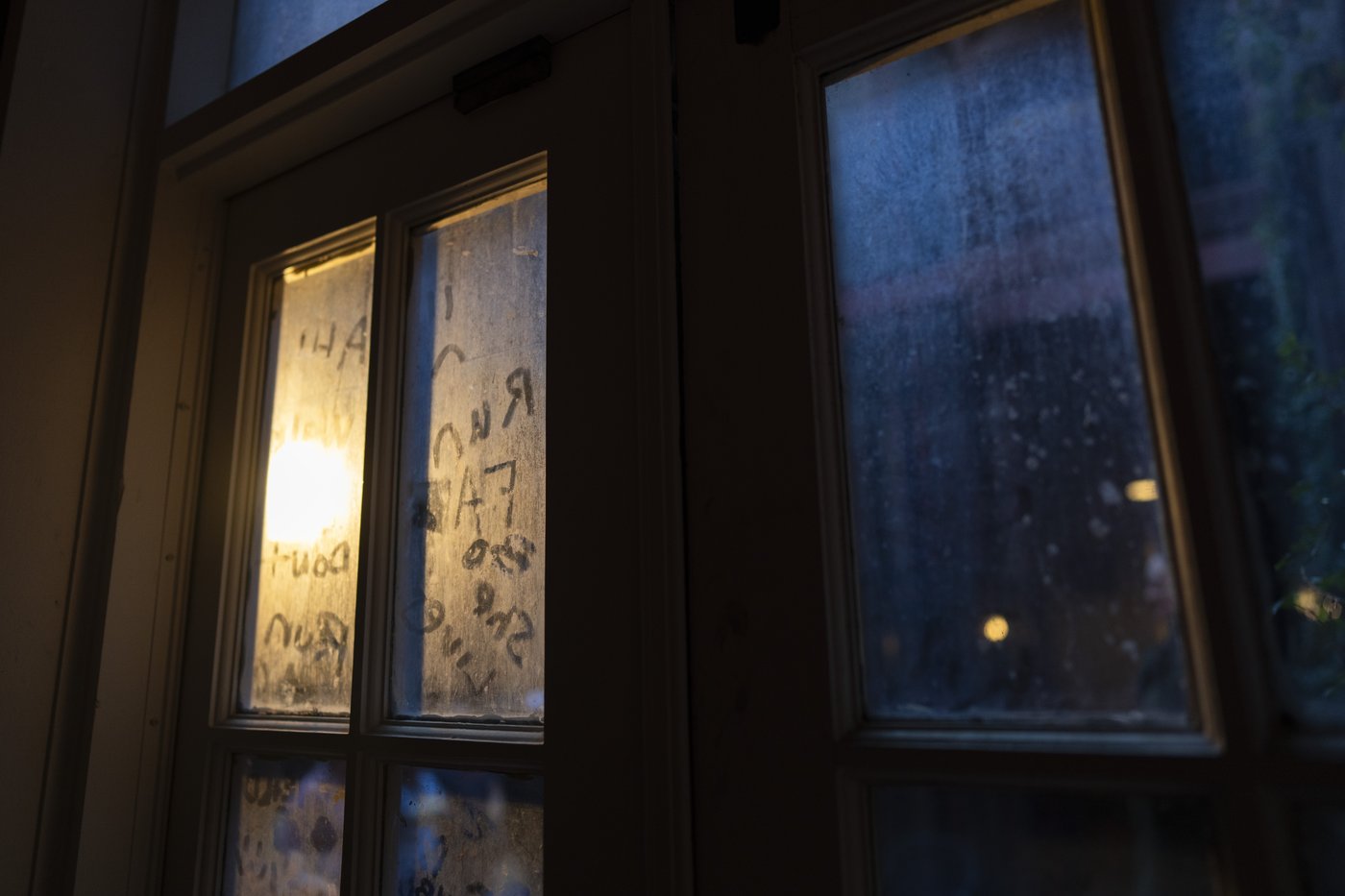 As Halloween approaches, tourists visit a home with a gruesome past and tunnels said to be haunted | iNFOnews.ca