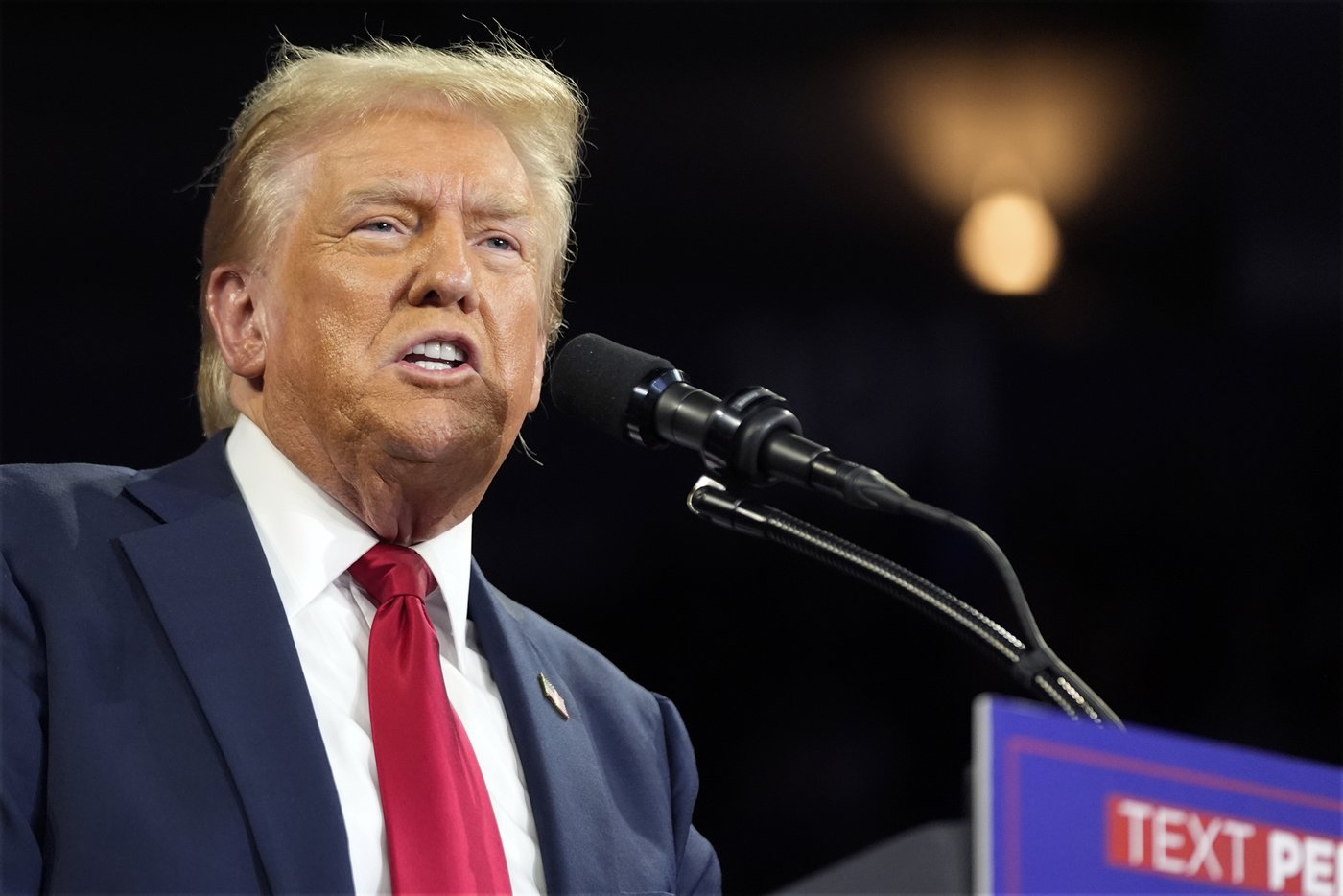 Trump lashes out at Harris and 'The View' co-hosts, as Hurricane Milton makes landfall | iNFOnews.ca Trump lashes out at Harris and 'The View' co-hosts, as Hurricane Milton makes landfall | iNFOnews.ca
