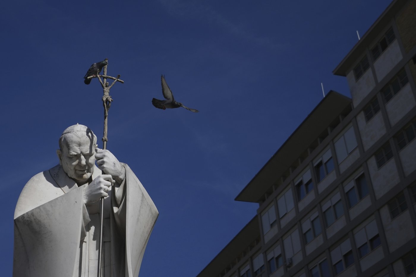Pope is stable, followed Mass on television as he recovers from respiratory infection, Vatican says | iNFOnews.ca