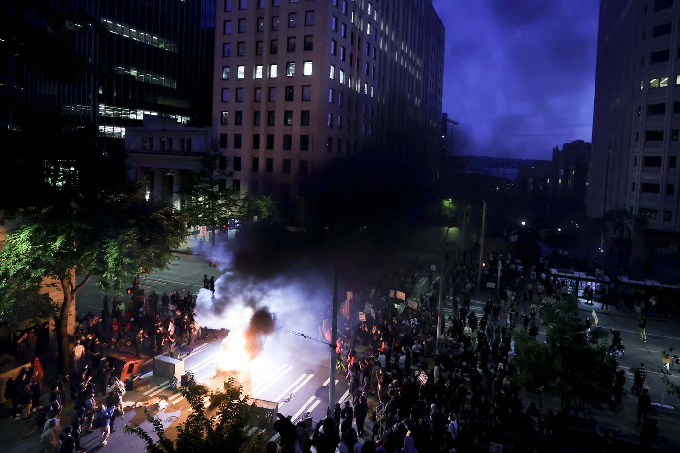 Protests over immigration raids pop up across the US with more planned | iNFOnews.ca Protests over immigration raids pop up across the US with more planned | iNFOnews.ca