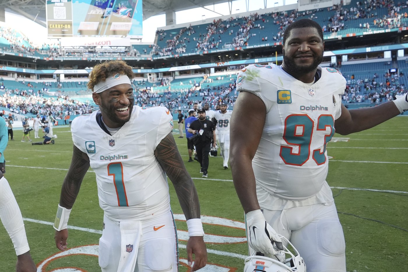 Tua Tagovailoa's strong play has helped keep the Dolphins' playoff hopes alive | iNFOnews.ca Tua Tagovailoa's strong play has helped keep the Dolphins' playoff hopes alive | iNFOnews.ca