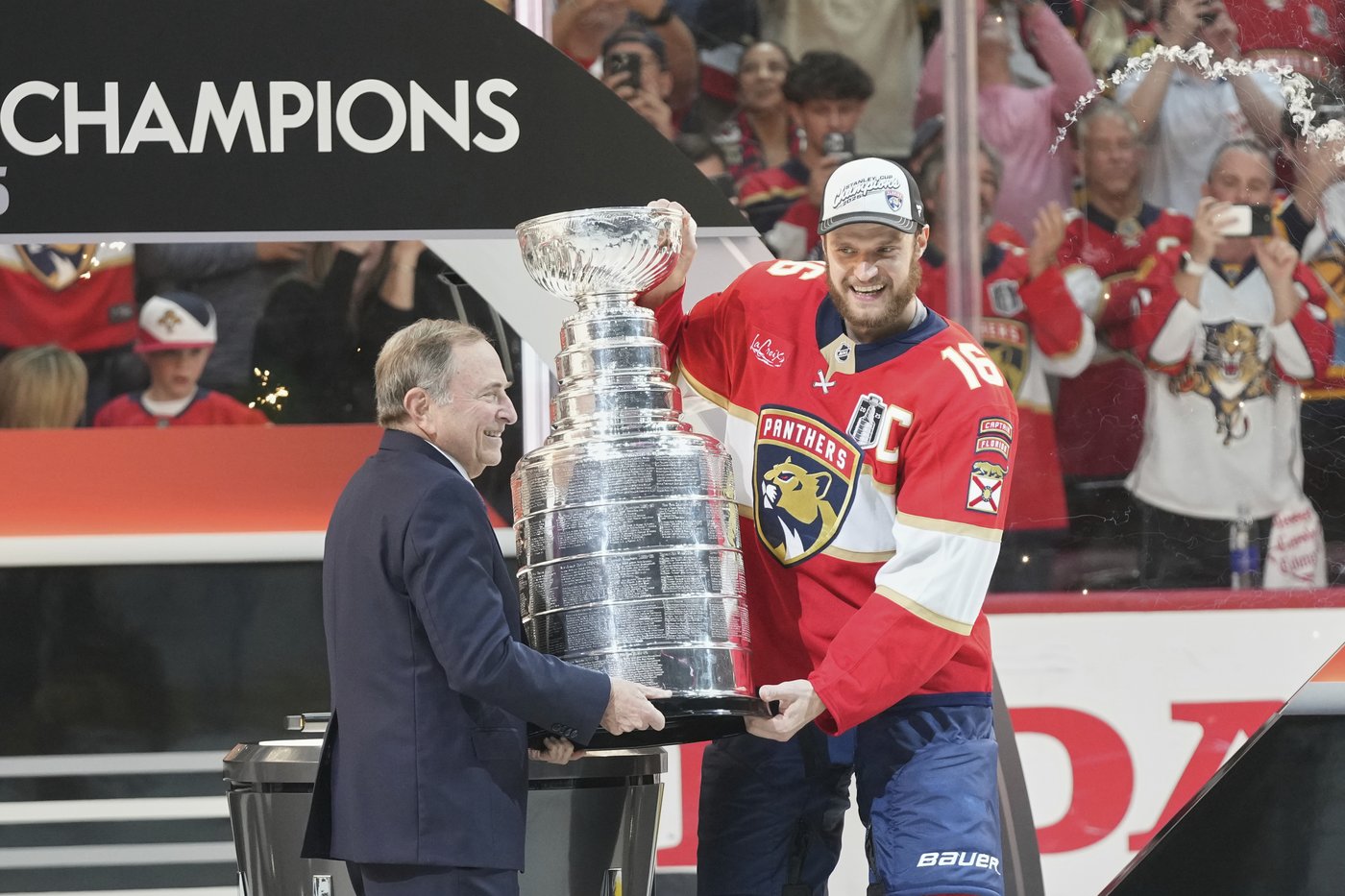 NHL and NHLPA close to agreeing on 4-year CBA extension including an 84-game season, AP sources say | iNFOnews.ca