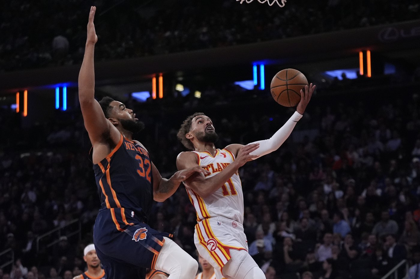 Hawks rally for a 108-100 victory over the Knicks and a trip to the NBA Cup semifinals | iNFOnews.ca Hawks rally for a 108-100 victory over the Knicks and a trip to the NBA Cup semifinals | iNFOnews.ca