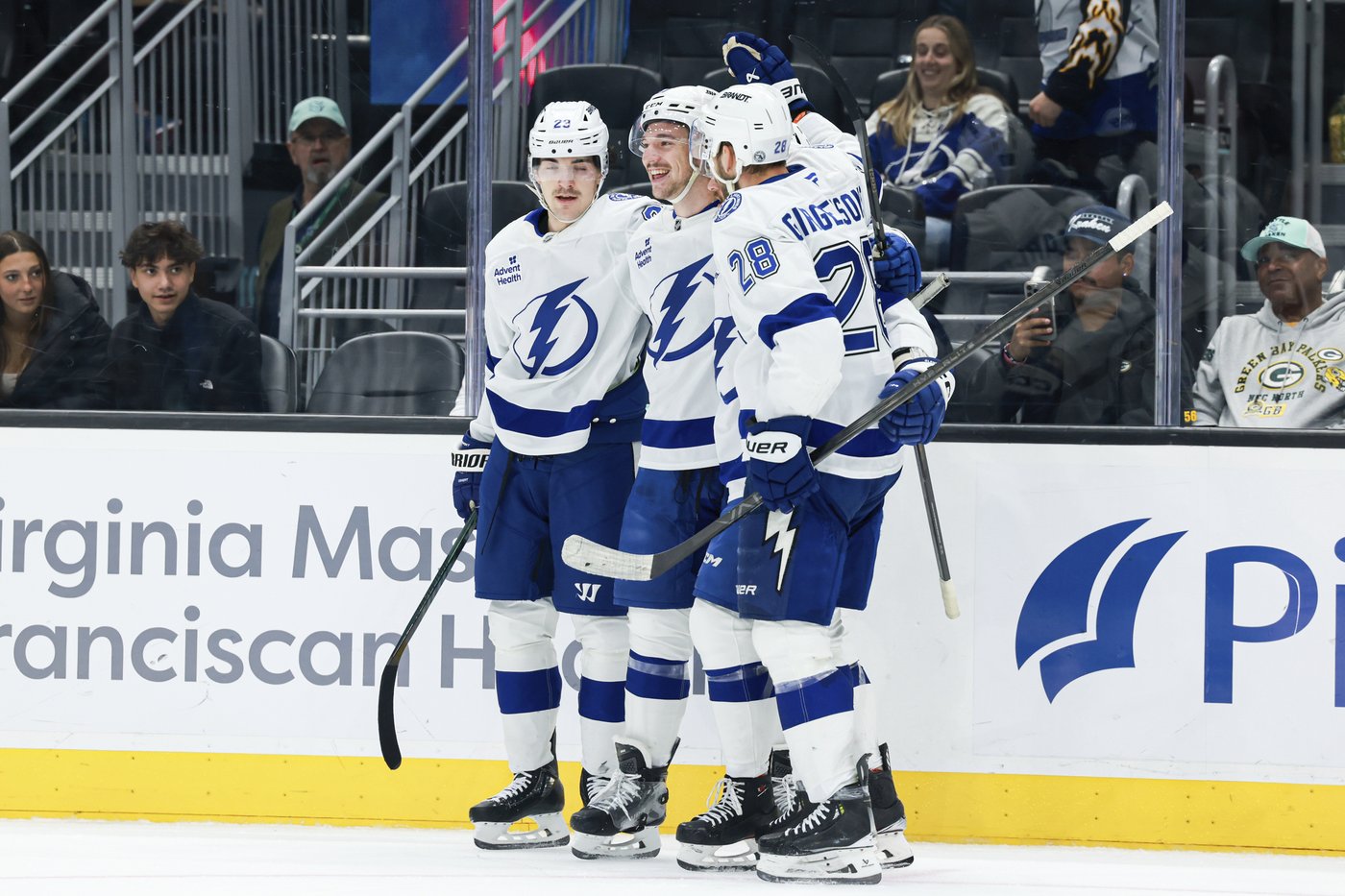 Hagel scores 2, Guentzel has goal and assist as Lightning beat Kraken 5-1 | iNFOnews.ca Hagel scores 2, Guentzel has goal and assist as Lightning beat Kraken 5-1 | iNFOnews.ca