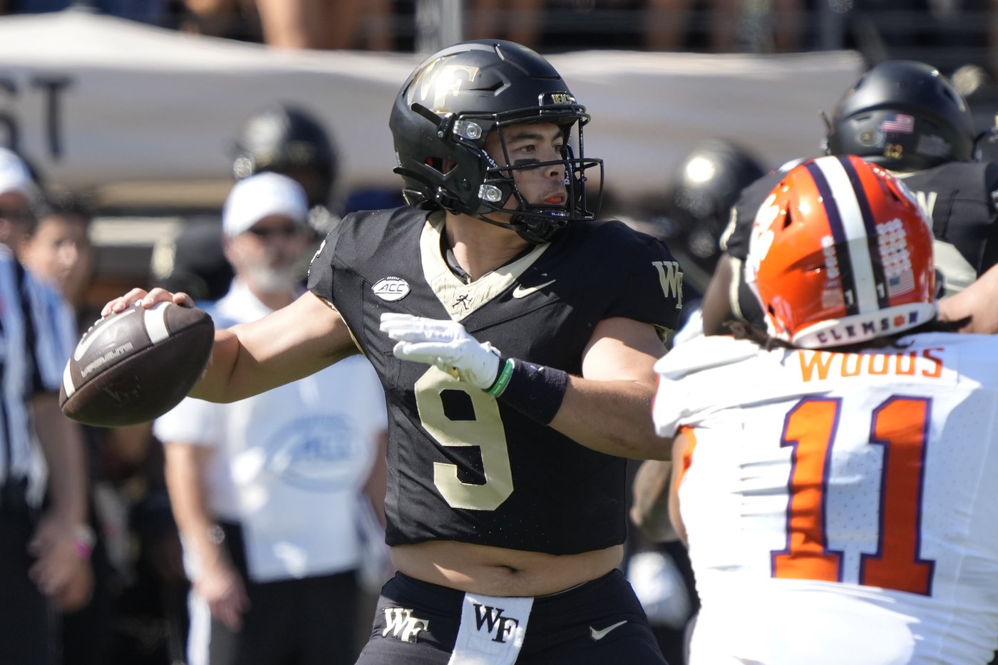 Wake Forest makes a cross-country trip to visit Stanford in ACC play on Saturday | iNFOnews.ca