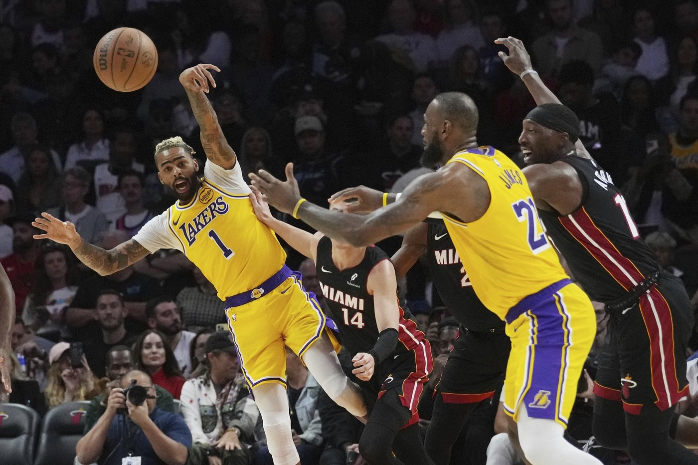'Embarrassing': The Lakers have lost their last 2 games by a combined 70 points | iNFOnews.ca 'Embarrassing': The Lakers have lost their last 2 games by a combined 70 points | iNFOnews.ca
