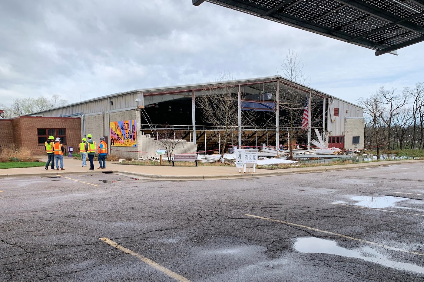 Floodwaters inundate Wisconsin streets, trapping drivers, as Midwest rebuilds after storms | iNwheels Floodwaters inundate Wisconsin streets, trapping drivers, as Midwest rebuilds after storms | iNwheels