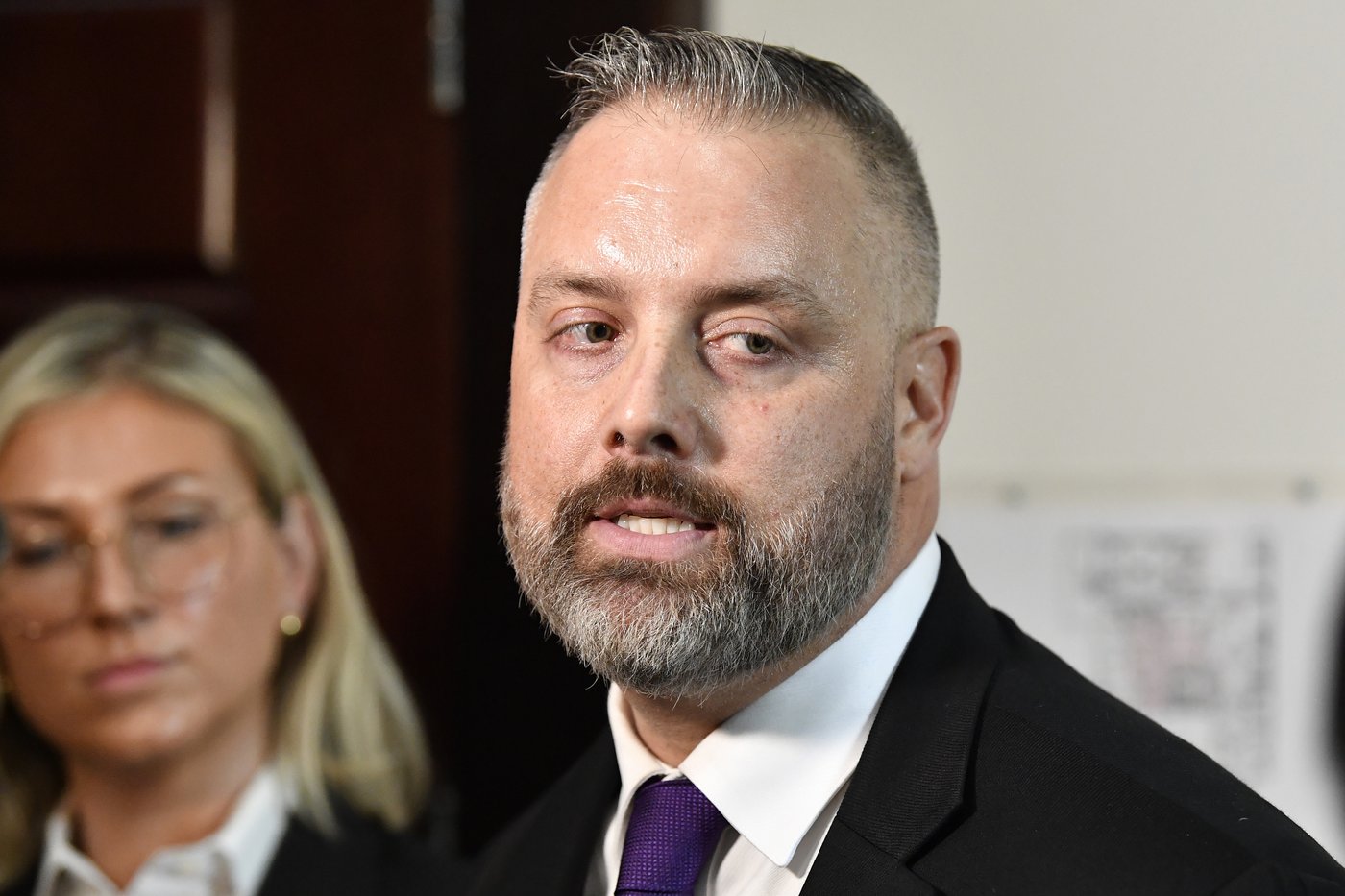 Video of Kentucky judge's death shown at court hearing for the ex-sheriff charged in the case | iNFOnews.ca