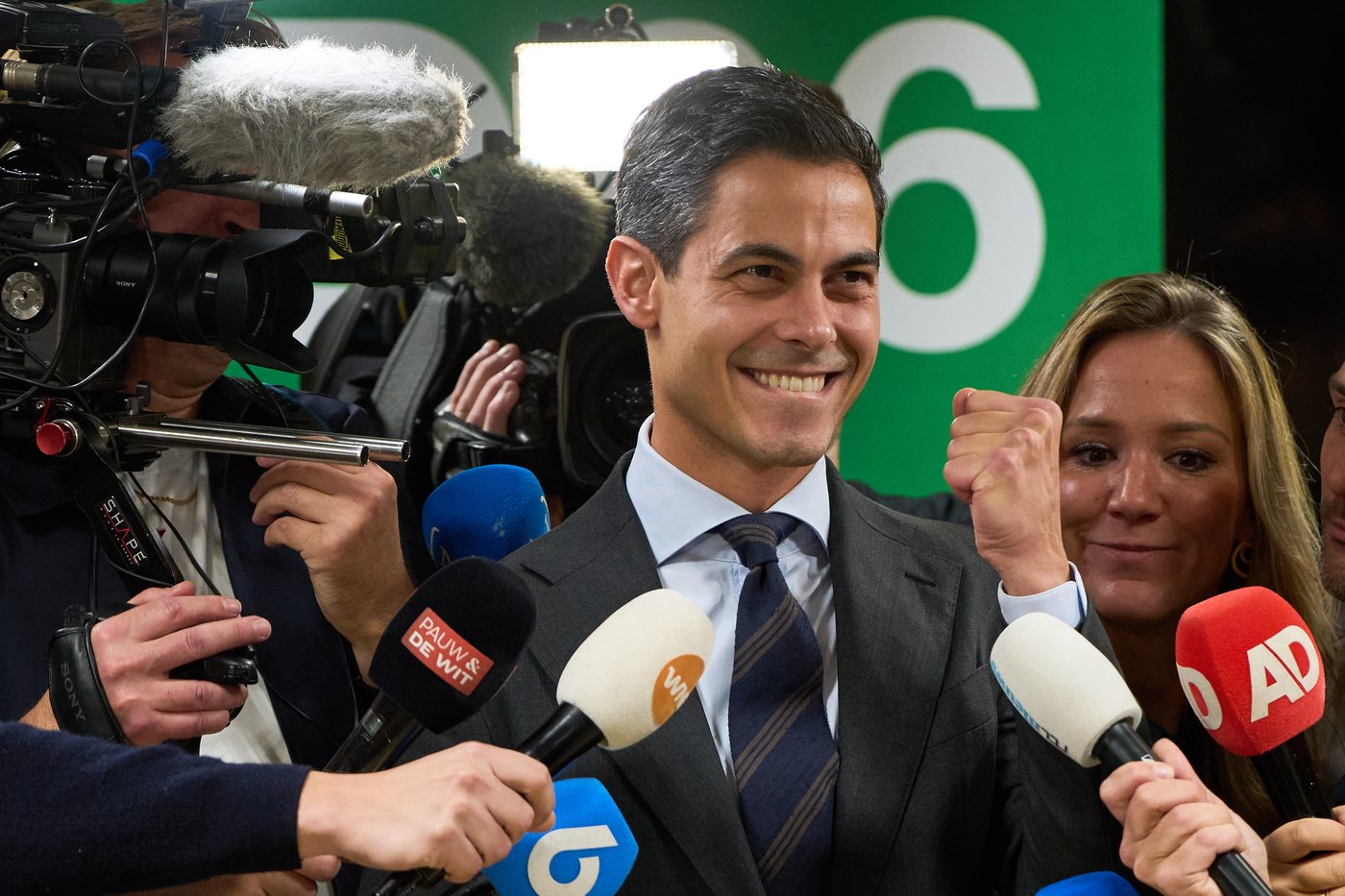 Neck-and-neck finish in Dutch election as Wilders' far-right party and centrist D66 tie | iNFOnews.ca
