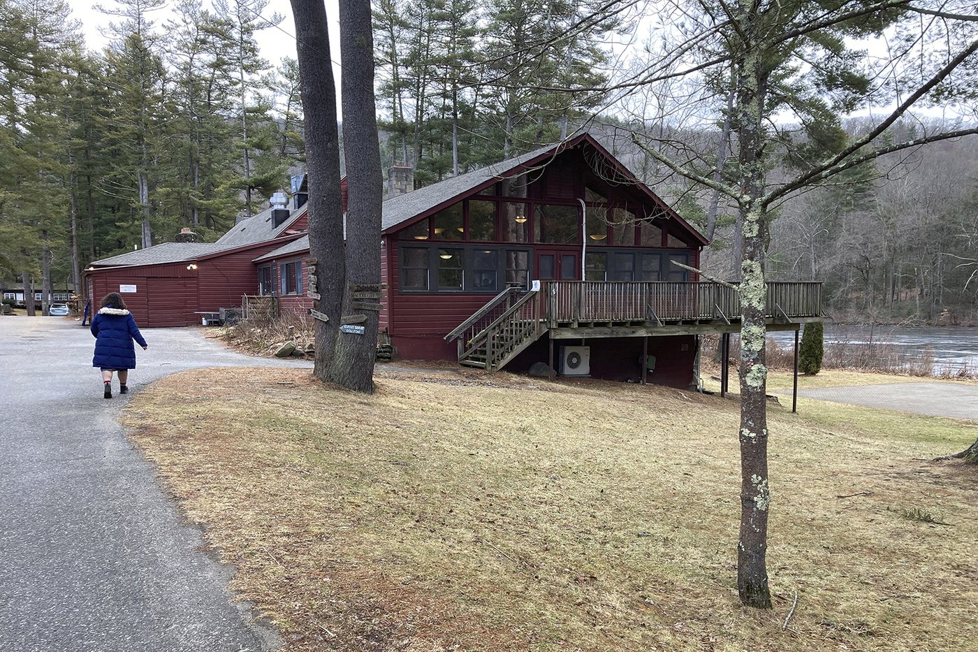 Rejected elsewhere, these LGBTQ Jews find love and acceptance in the Connecticut woods | iNFOnews.ca