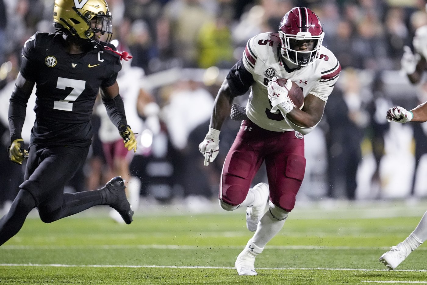 Raheim Sanders scores 3 TDs as South Carolina beats No. 24 Vanderbilt 28-7 | iNFOnews.ca Raheim Sanders scores 3 TDs as South Carolina beats No. 24 Vanderbilt 28-7 | iNFOnews.ca