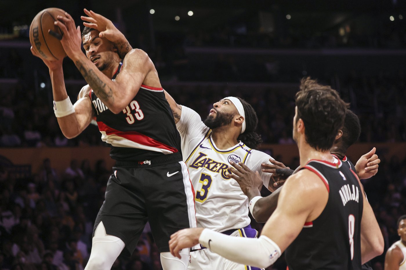 Without LeBron James, Lakers roll past Trail Blazers 107-98 to end 3-game skid | iNFOnews.ca Without LeBron James, Lakers roll past Trail Blazers 107-98 to end 3-game skid | iNFOnews.ca