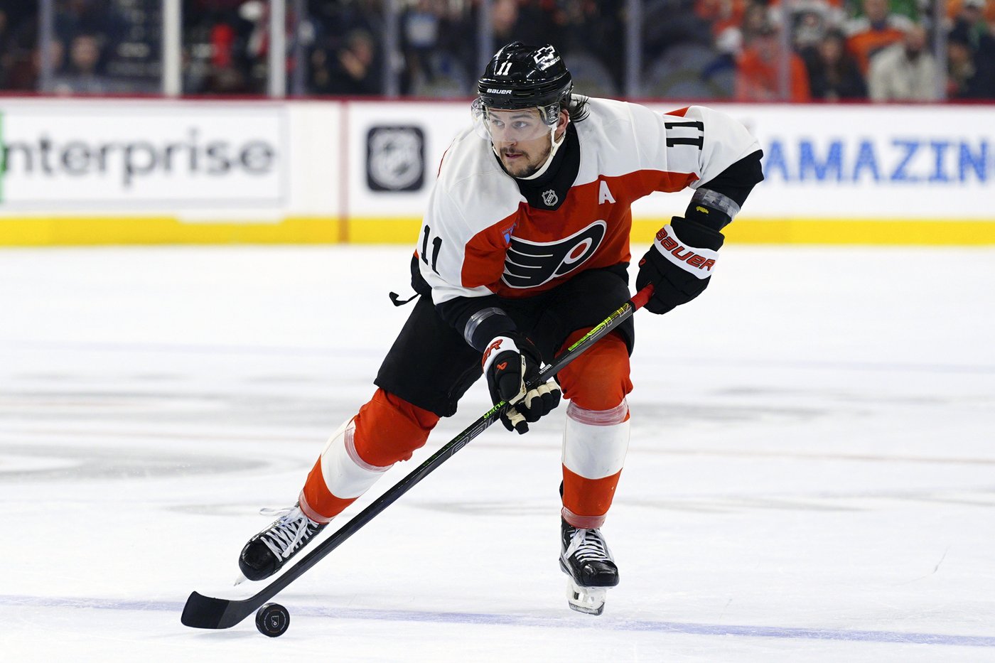 Travis Konecny's goal lifts the Flyers over the Penguins 3-2, ending a 5-game losing streak | iNFOnews.ca
