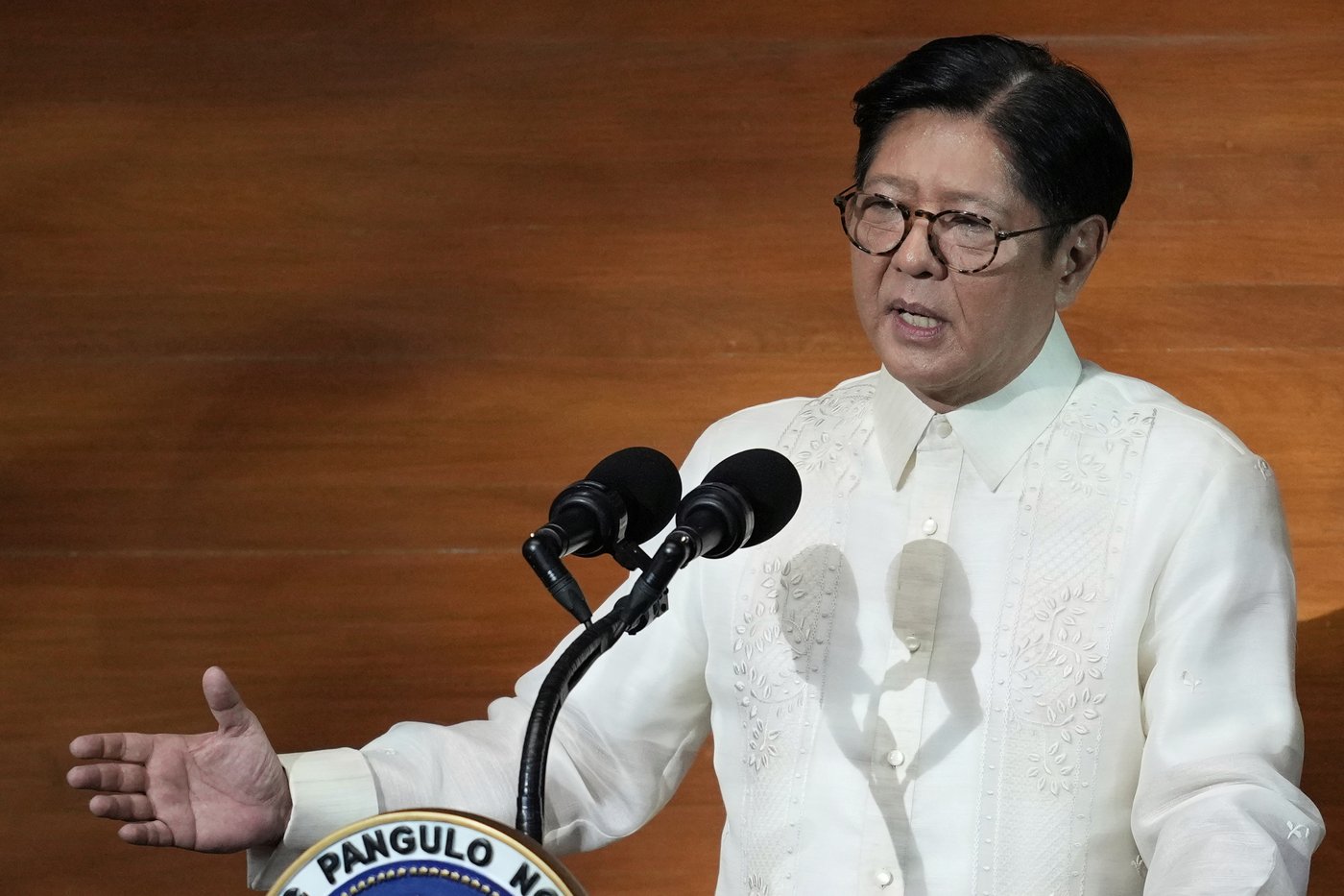 Marcos says the Philippines will be pulled into any war over Taiwan, despite China's protest | iNFOnews.ca