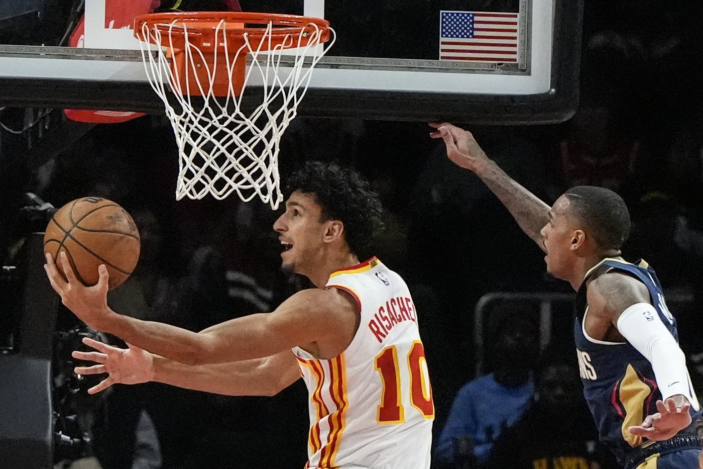 Hawks beat skidding Pelicans 124-112 to extend win streak to 4 games | iNFOnews.ca Hawks beat skidding Pelicans 124-112 to extend win streak to 4 games | iNFOnews.ca