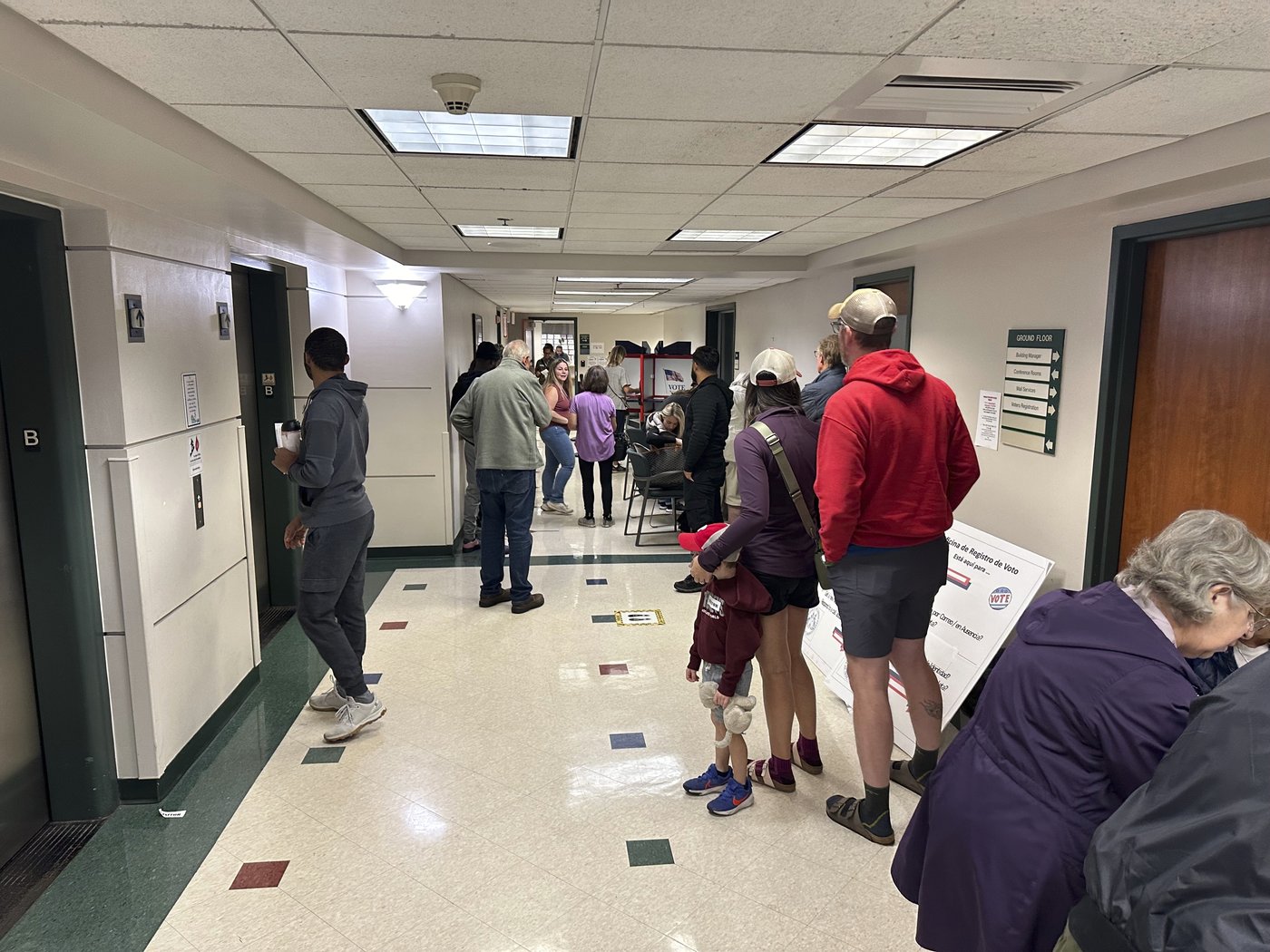 Judge extends early voting option in a suburban Philadelphia county after Trump's campaign sued | iNFOnews.ca Judge extends early voting option in a suburban Philadelphia county after Trump's campaign sued | iNFOnews.ca