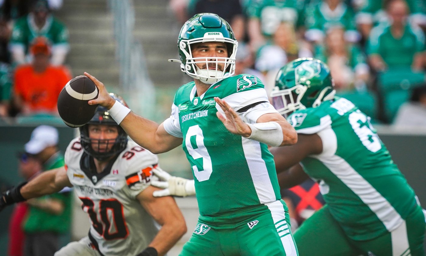 Maier, Ouellette lead unbeaten Roughriders to 37-18 win over struggling Lions | iNFOnews.ca