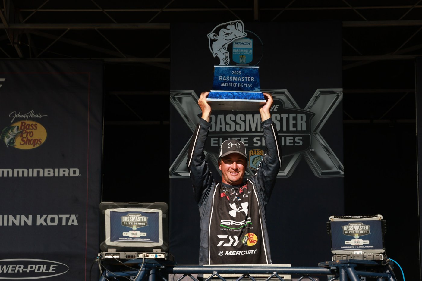 Canadian Chris Johnston captures second straight Elite Series overall championship | iNFOnews.ca