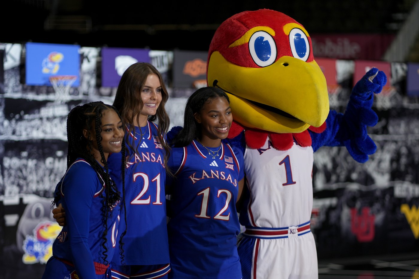 Despite four new teams, the Big 12 women's basketball title could be decided by some familiar faces | iNFOnews.ca Despite four new teams, the Big 12 women's basketball title could be decided by some familiar faces | iNFOnews.ca