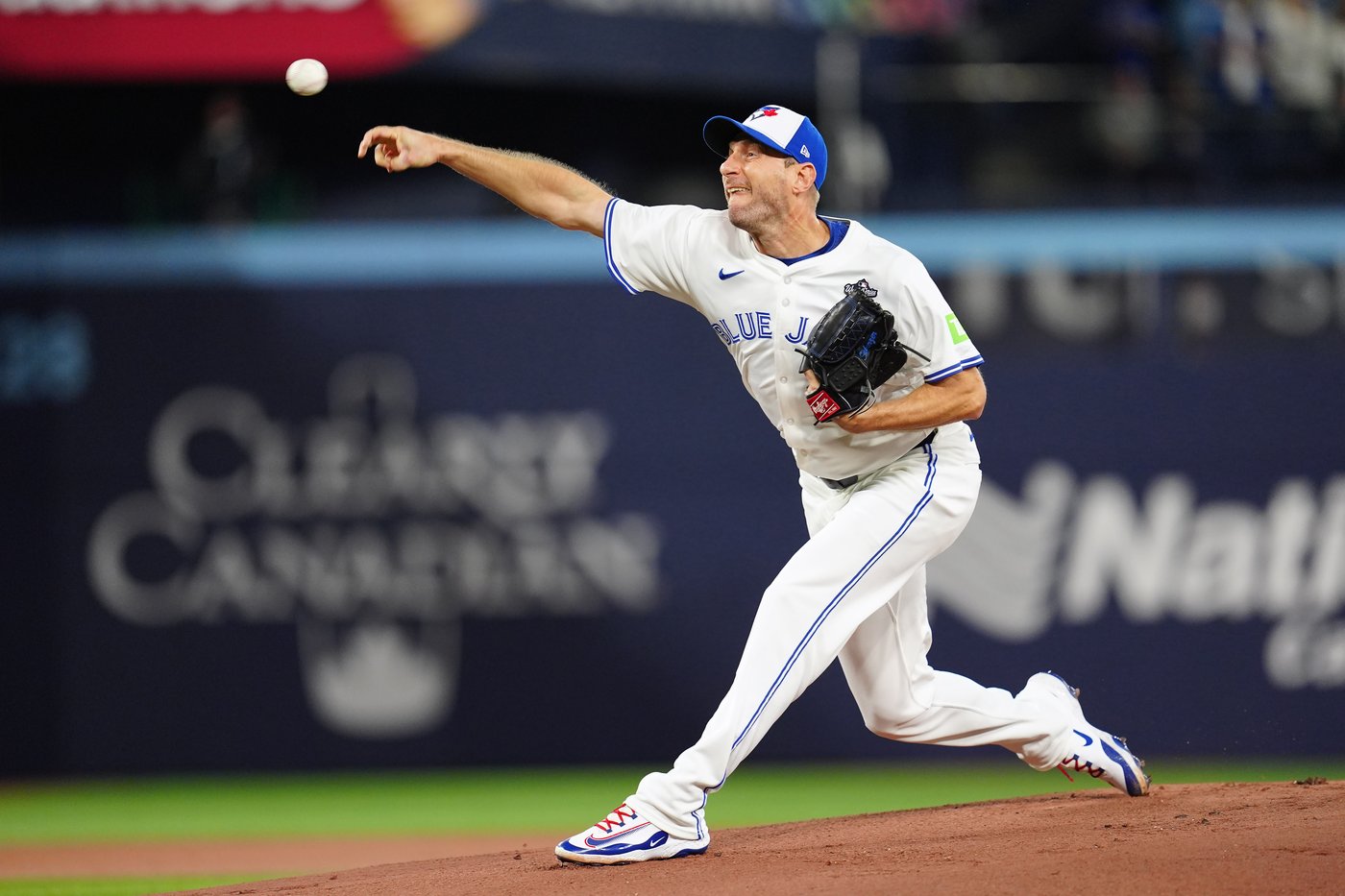 Photo Gallery: Dodgers beat Jays 5-4 to win World Series | iNFOnews.ca