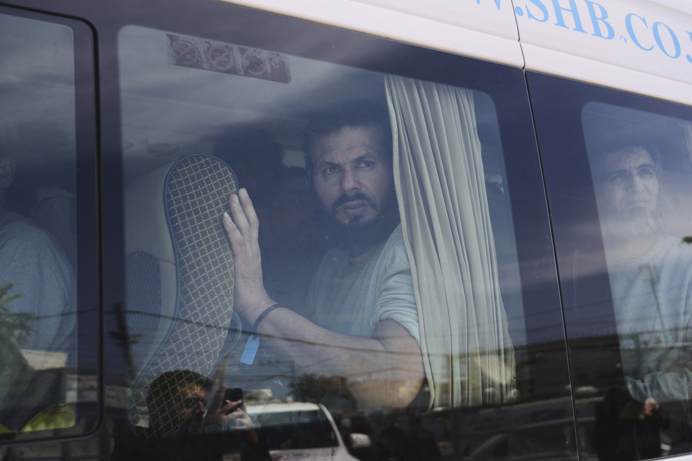 Middle East latest: Israel frees a Gaza medic detained since troops killed 15 rescue workers | iNFOnews.ca Middle East latest: Israel frees a Gaza medic detained since troops killed 15 rescue workers | iNFOnews.ca