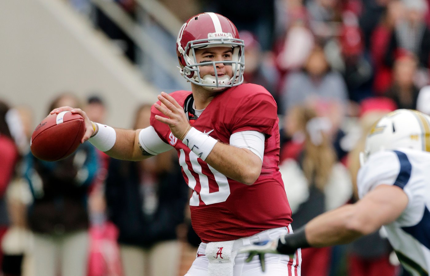 Former Crimson Tide quarterback AJ McCarron is running to be Alabama's lieutenant governor | iNFOnews.ca Former Crimson Tide quarterback AJ McCarron is running to be Alabama's lieutenant governor | iNFOnews.ca