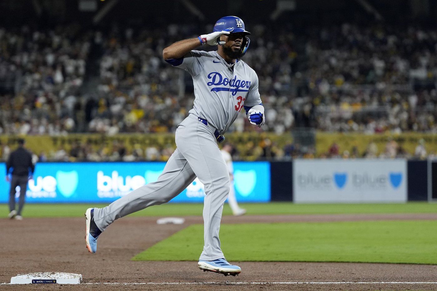 Tatis homers again as the Padres beat the Dodgers 6-5 for a 2-1 NLDS lead | iNFOnews.ca Tatis homers again as the Padres beat the Dodgers 6-5 for a 2-1 NLDS lead | iNFOnews.ca