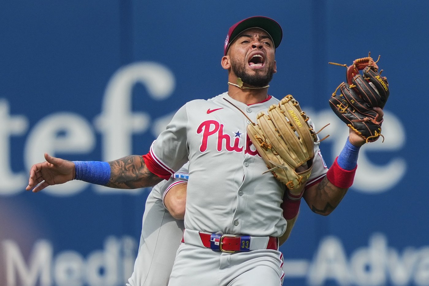 Phillies' Sosa feeling better after collision leaves him with a bruised back | iNFOnews.ca Phillies' Sosa feeling better after collision leaves him with a bruised back | iNFOnews.ca