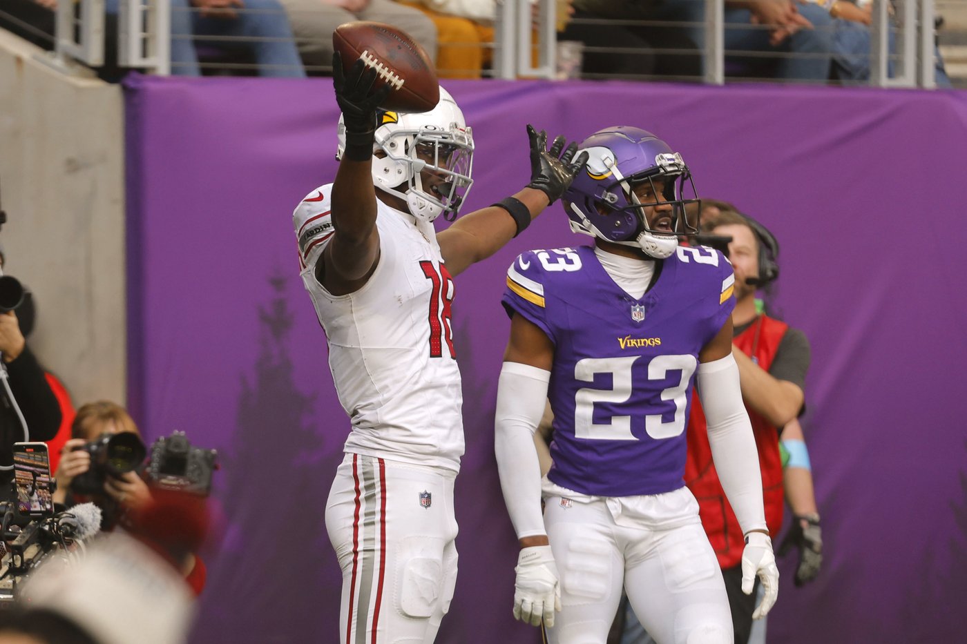Vikings win 5th straight, rallying past Cardinals 23-22 on Sam Darnold's TD pass with 1:13 left | iNFOnews.ca Vikings win 5th straight, rallying past Cardinals 23-22 on Sam Darnold's TD pass with 1:13 left | iNFOnews.ca