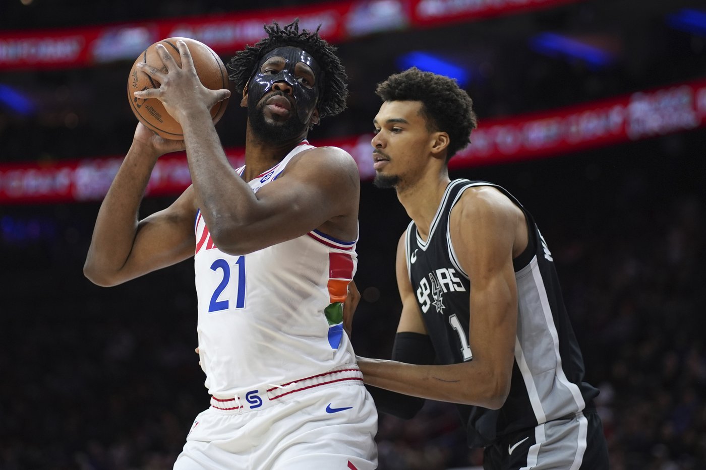 Embiid ejected after drawing 2 technicals in game against Wembanyama and Spurs | iNFOnews.ca
