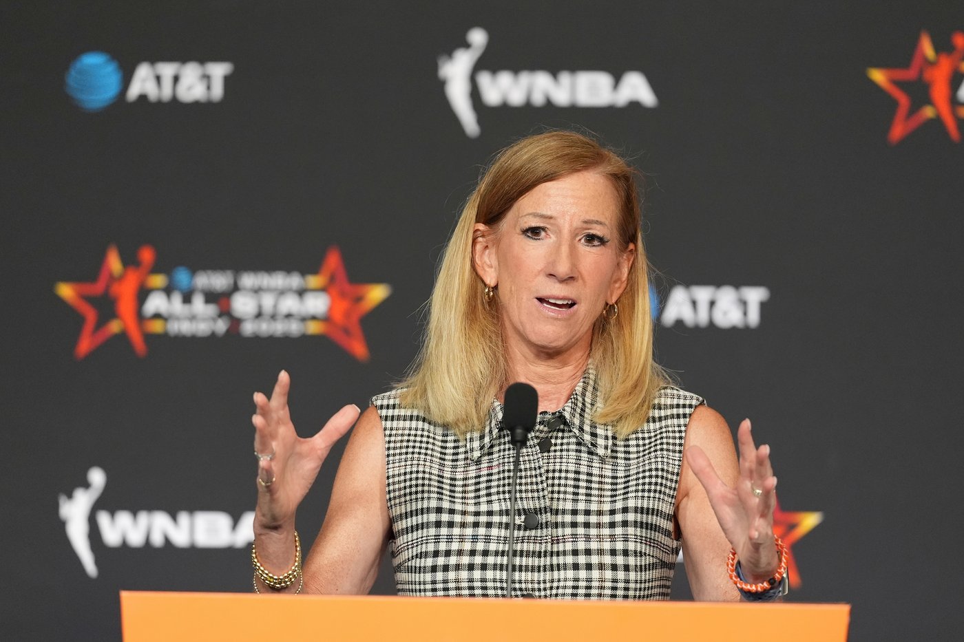Napheesa Collier cancels meeting with WNBA Commissioner Engelbert amid tensions, AP source says | iNFOnews.ca