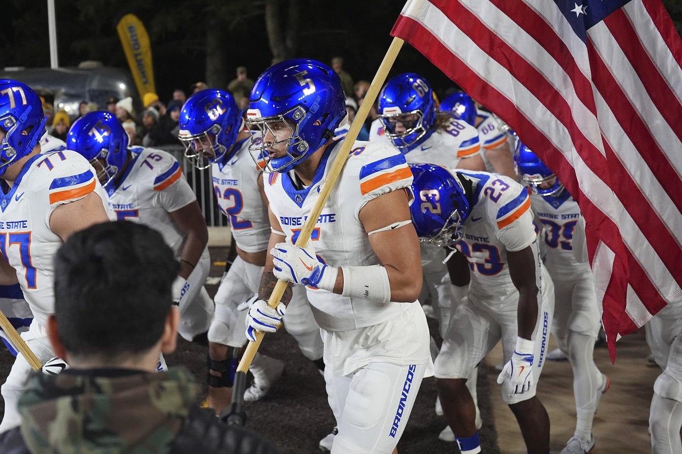 No. 12 Boise State holds off stubborn Wyoming 17-13 and advances to Mountain West title game | iNFOnews.ca