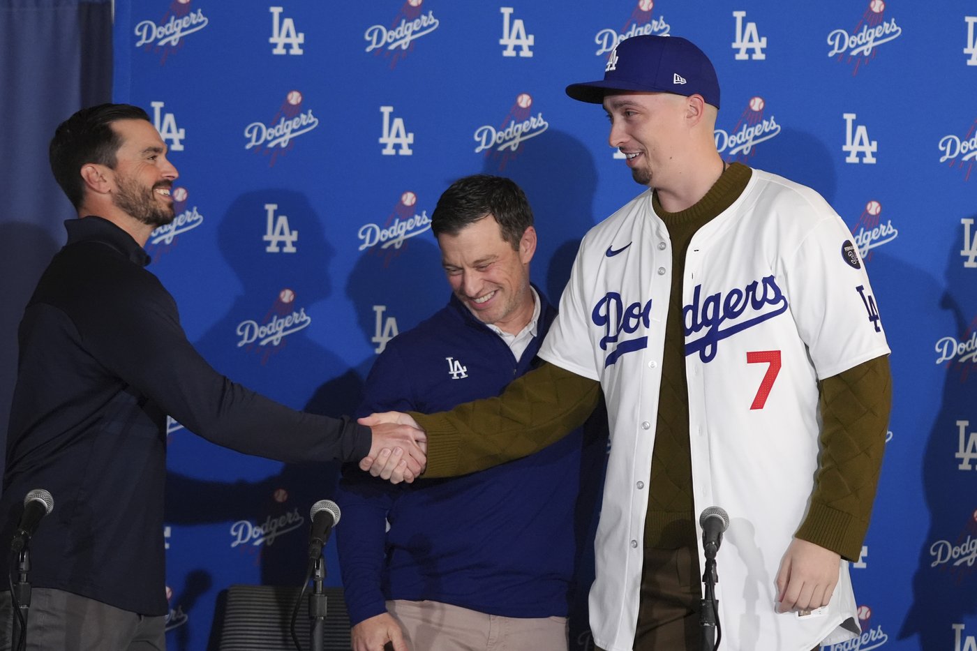 Dodgers' deferred payment obligations top $1 billion to 7 players with Snell and Edman contracts | iNFOnews.ca