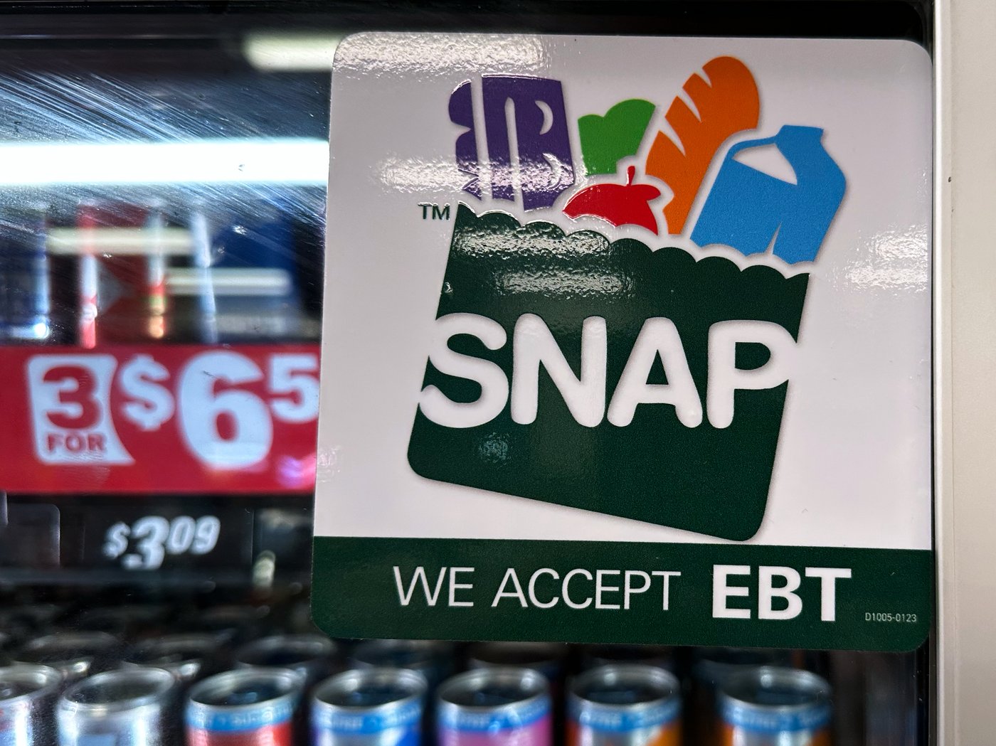 Trump administration demands states 'undo' full SNAP payouts as states warn of 'catastrophic impact' | iNFOnews.ca