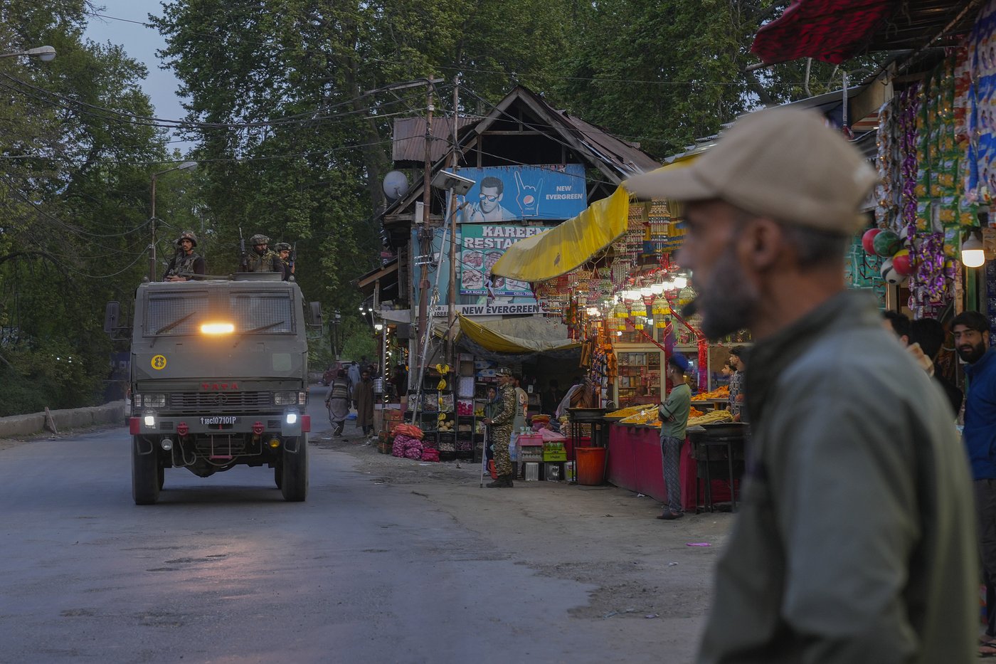 Militants kill at least 26 tourists at a resort in Indian-controlled Kashmir | iNFOnews.ca Militants kill at least 26 tourists at a resort in Indian-controlled Kashmir | iNFOnews.ca